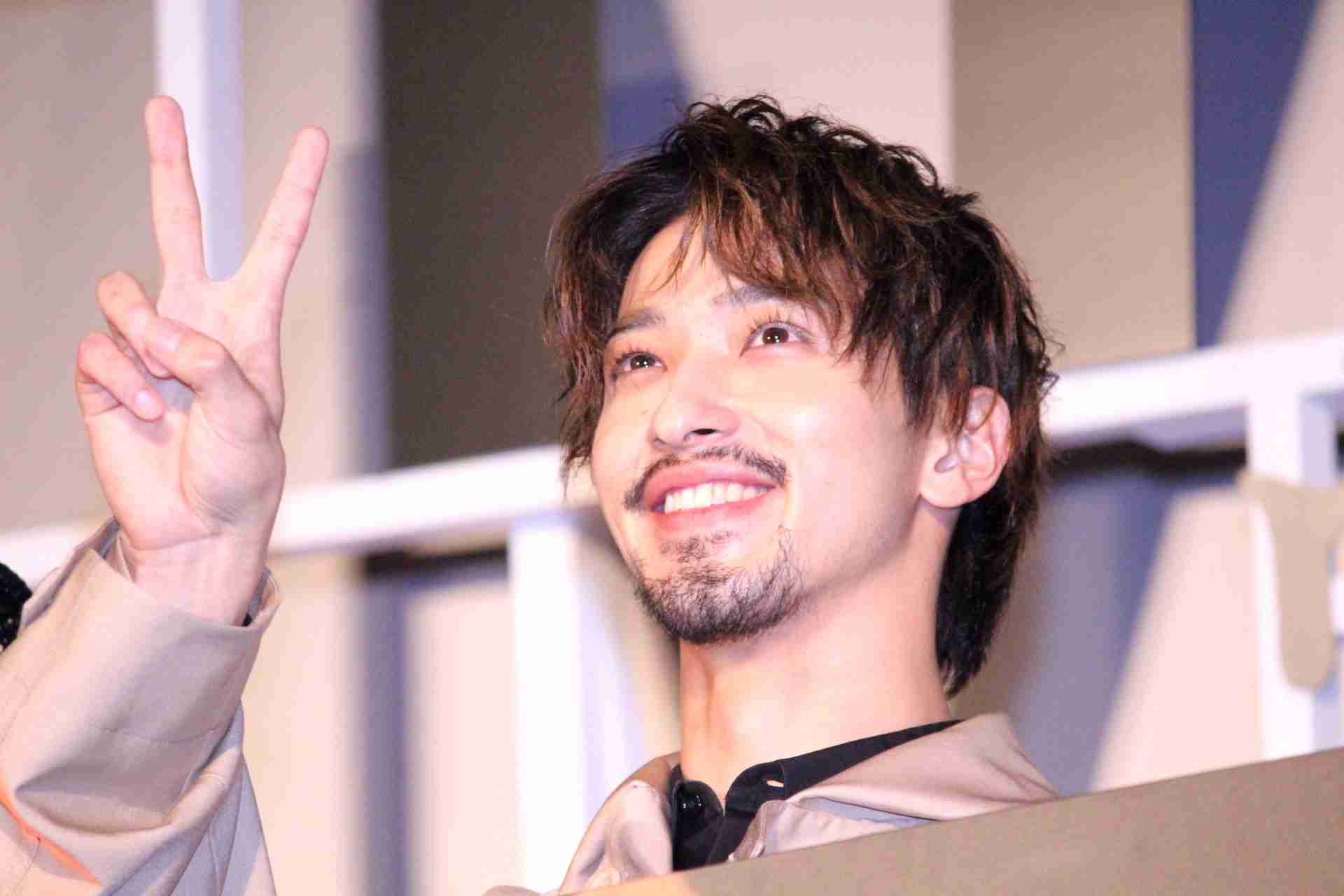 横浜流星、自身の顔は“特徴がない” 自然に上がるまつげは「好きではなかった」