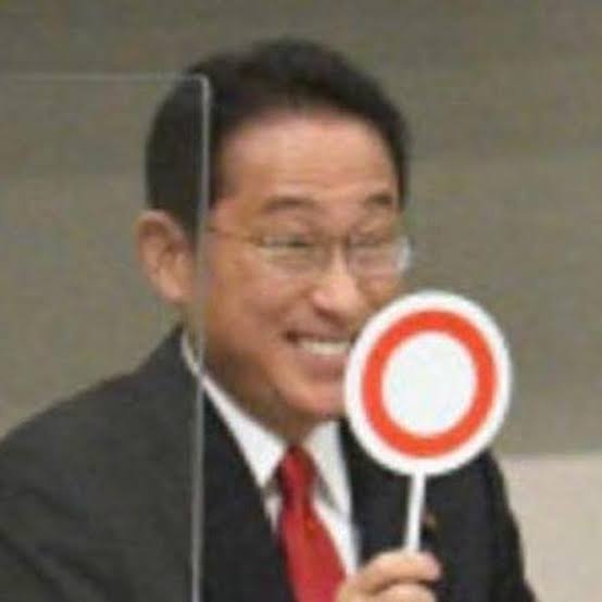 子育てを「手伝った」ことしかない岸田首相ら年配政治家たちはまったく知らない育休の現実「リスキリングは狭き道」