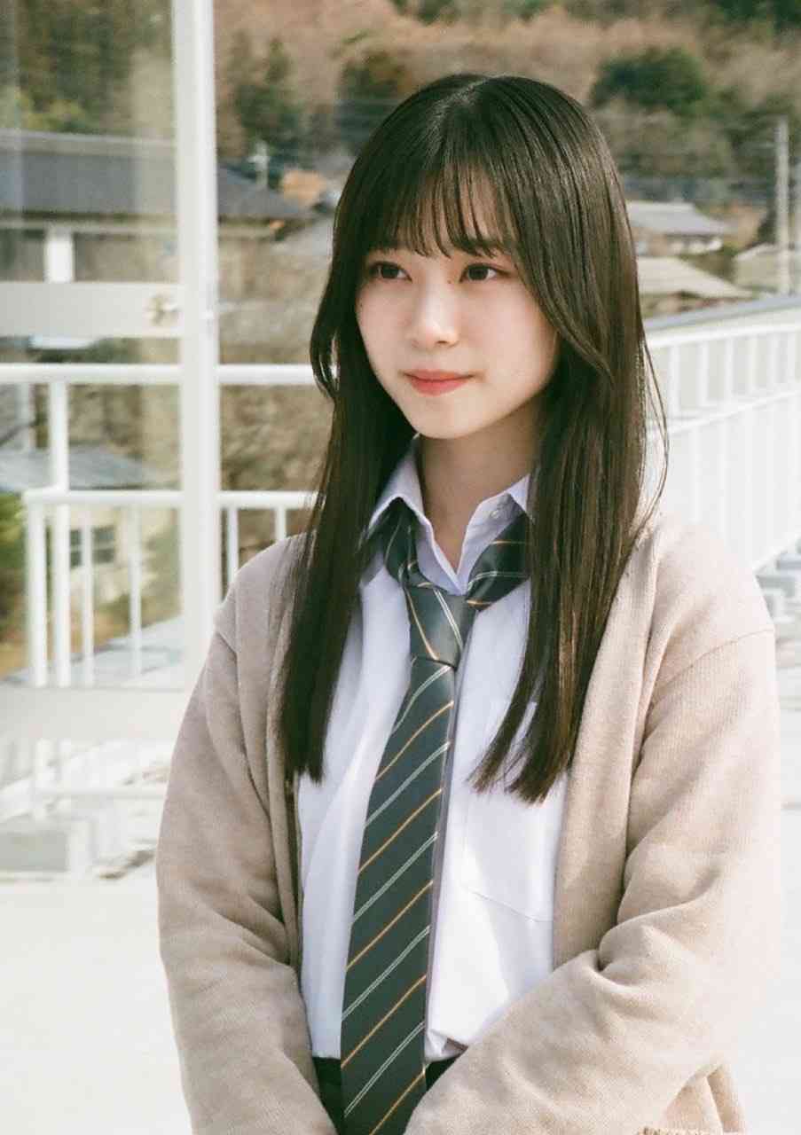 櫻坂46、3期生11人が出そろう ラストは京都出身18歳の山下瞳月