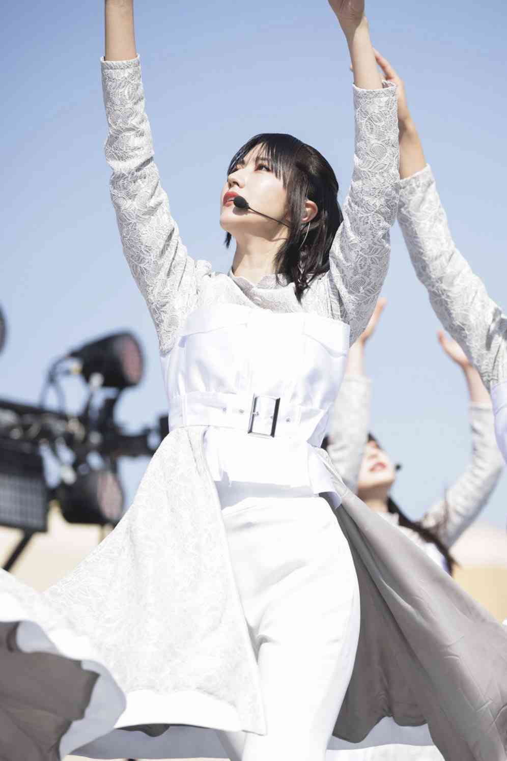 櫻坂46、3期生11人が出そろう ラストは京都出身18歳の山下瞳月