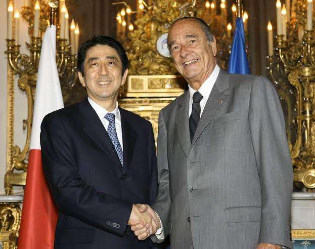 岸信千世氏　公式サイトがまた物議…個人情報を入力しないと入れない