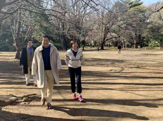 岸信千世氏　公式サイトがまた物議…個人情報を入力しないと入れない