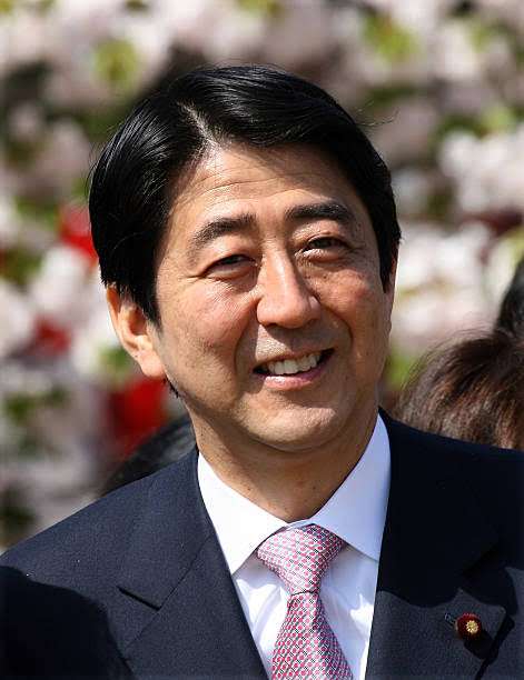 岸信千世氏　公式サイトがまた物議…個人情報を入力しないと入れない