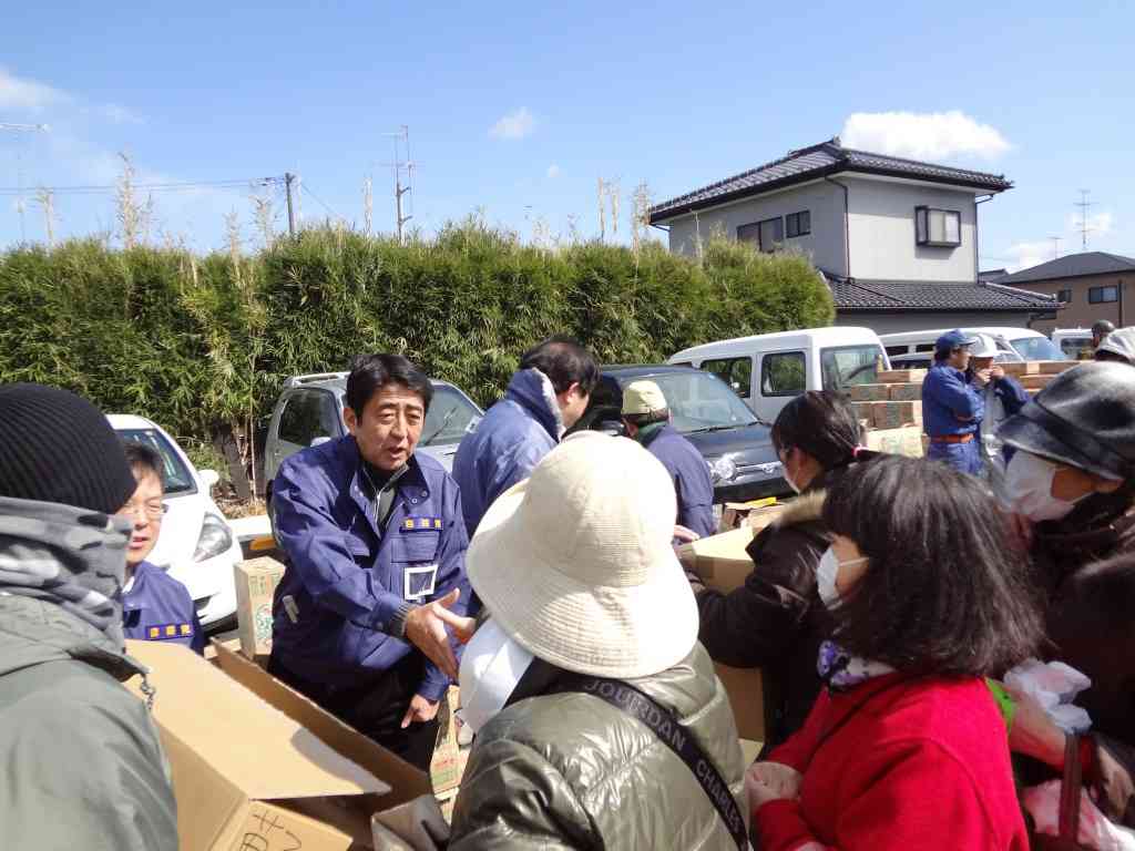 岸信千世氏　公式サイトがまた物議…個人情報を入力しないと入れない