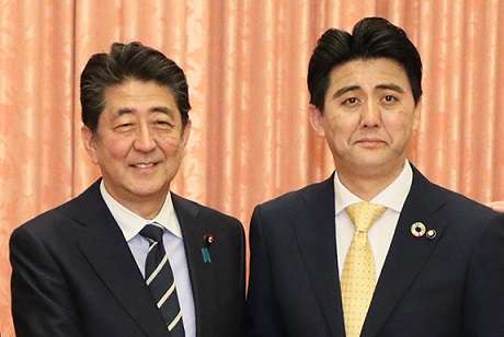 岸信千世氏　公式サイトがまた物議…個人情報を入力しないと入れない