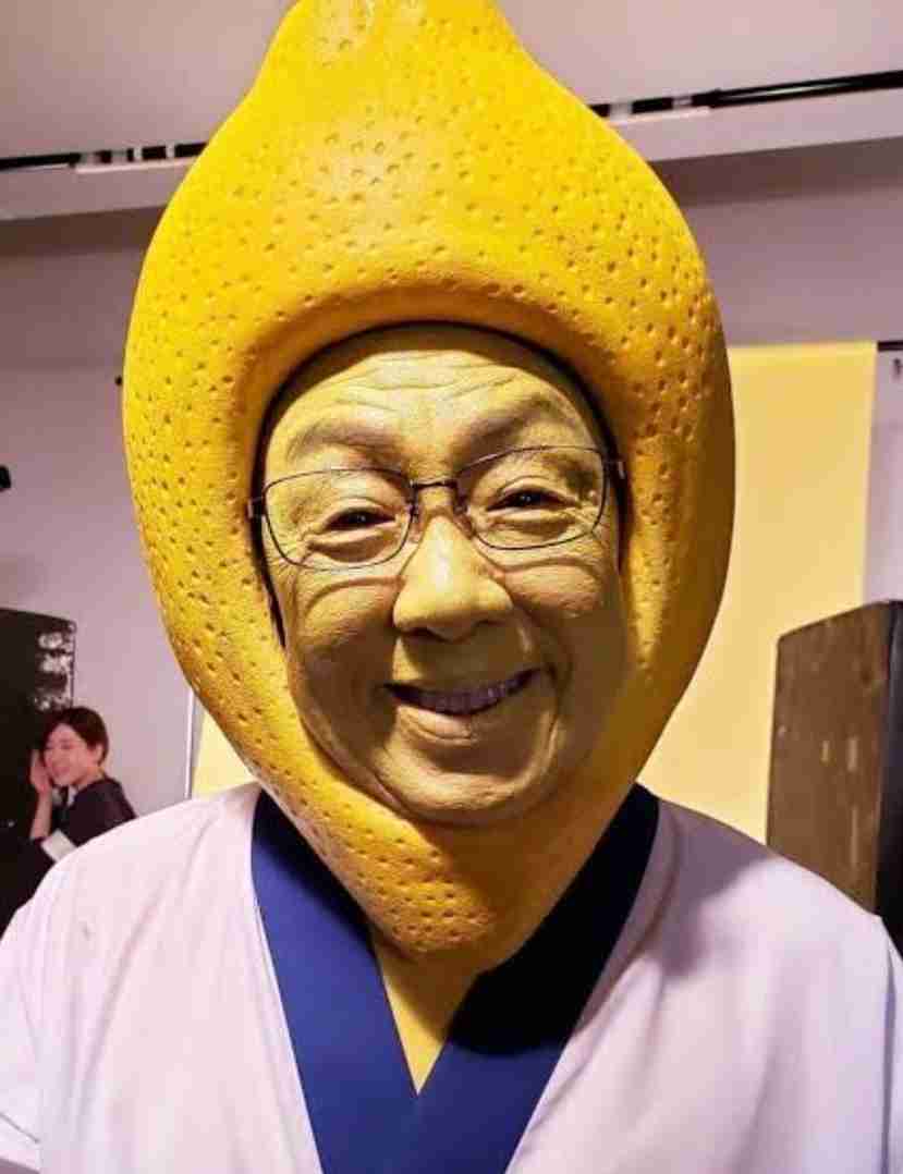 なんだこの衣装…となった芸能人の衣装