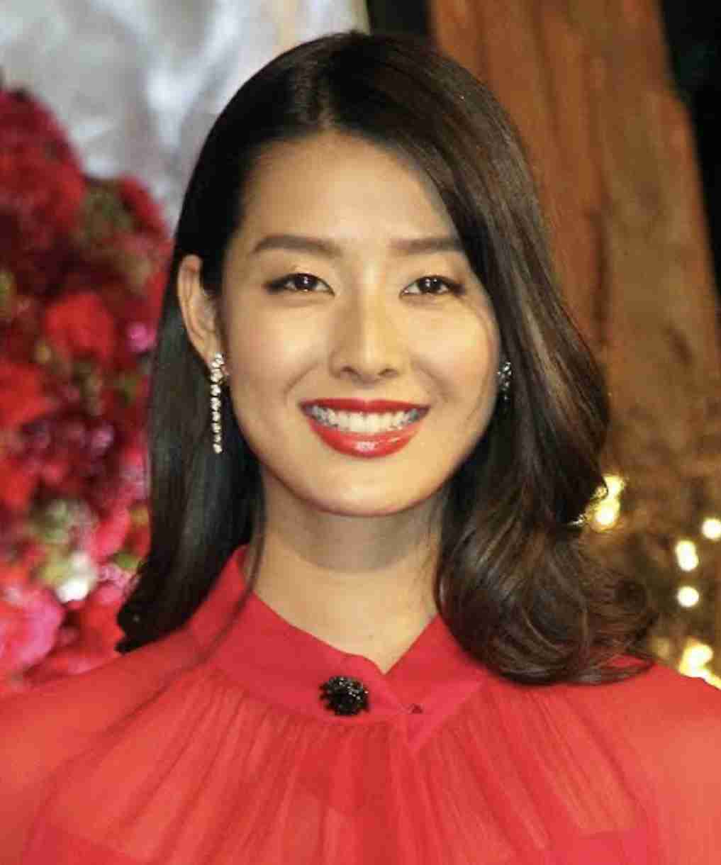 石田純一の愛娘・すみれは２歳下の剛力彩芽を「すごい上だと思っちゃってました」