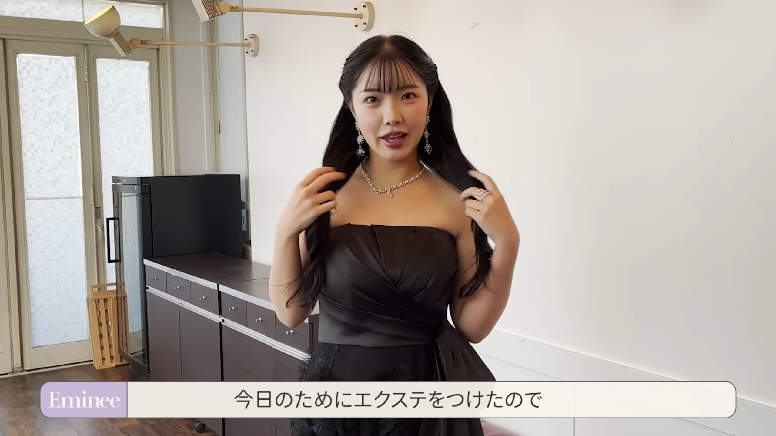 「3年でこんなに変わってた」 人気YouTuberの垢抜けビフォーアフターに衝撃「若返ってる」