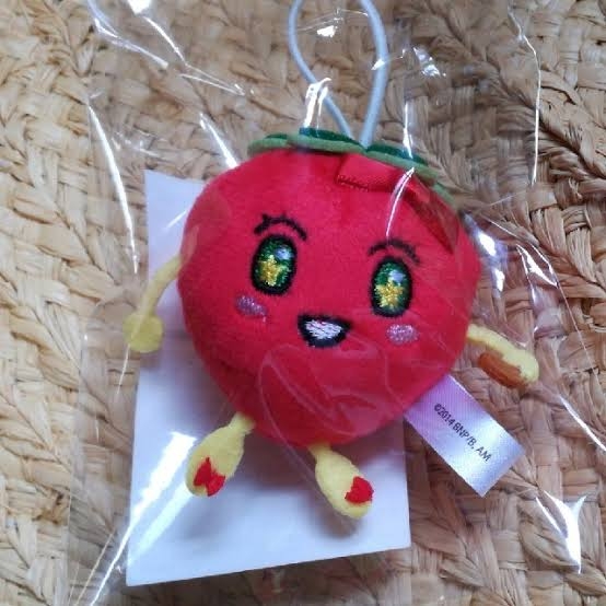 いちごグッズが見たい🍓