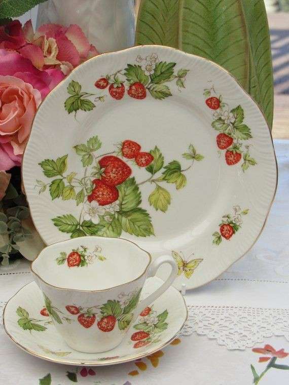 いちごグッズが見たい🍓