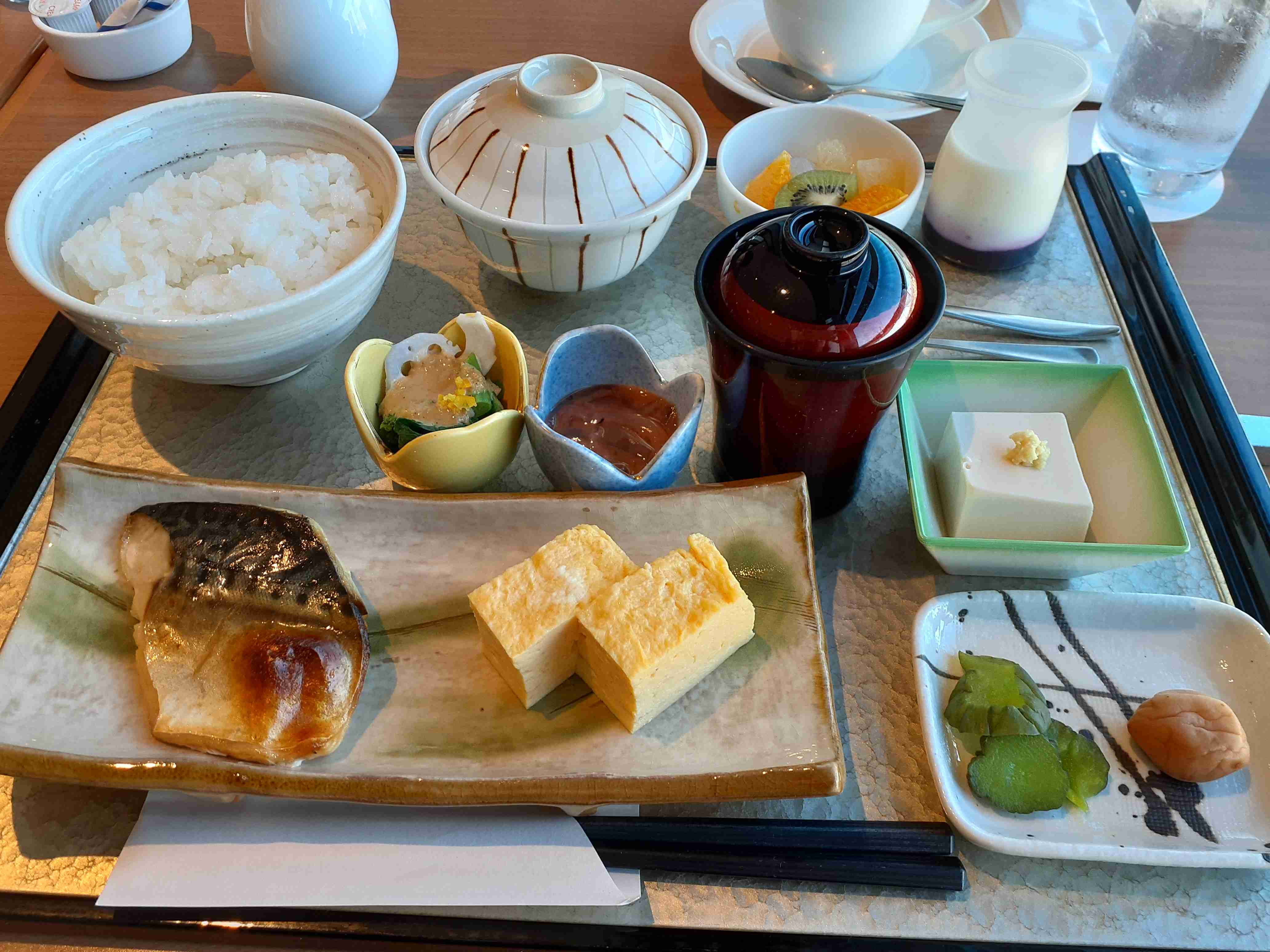 携帯に保存してある旅館・ホテルの料理画像見せて下さい！