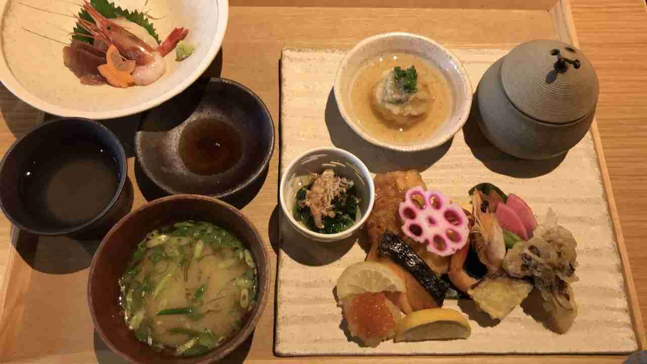 携帯に保存してある旅館・ホテルの料理画像見せて下さい！