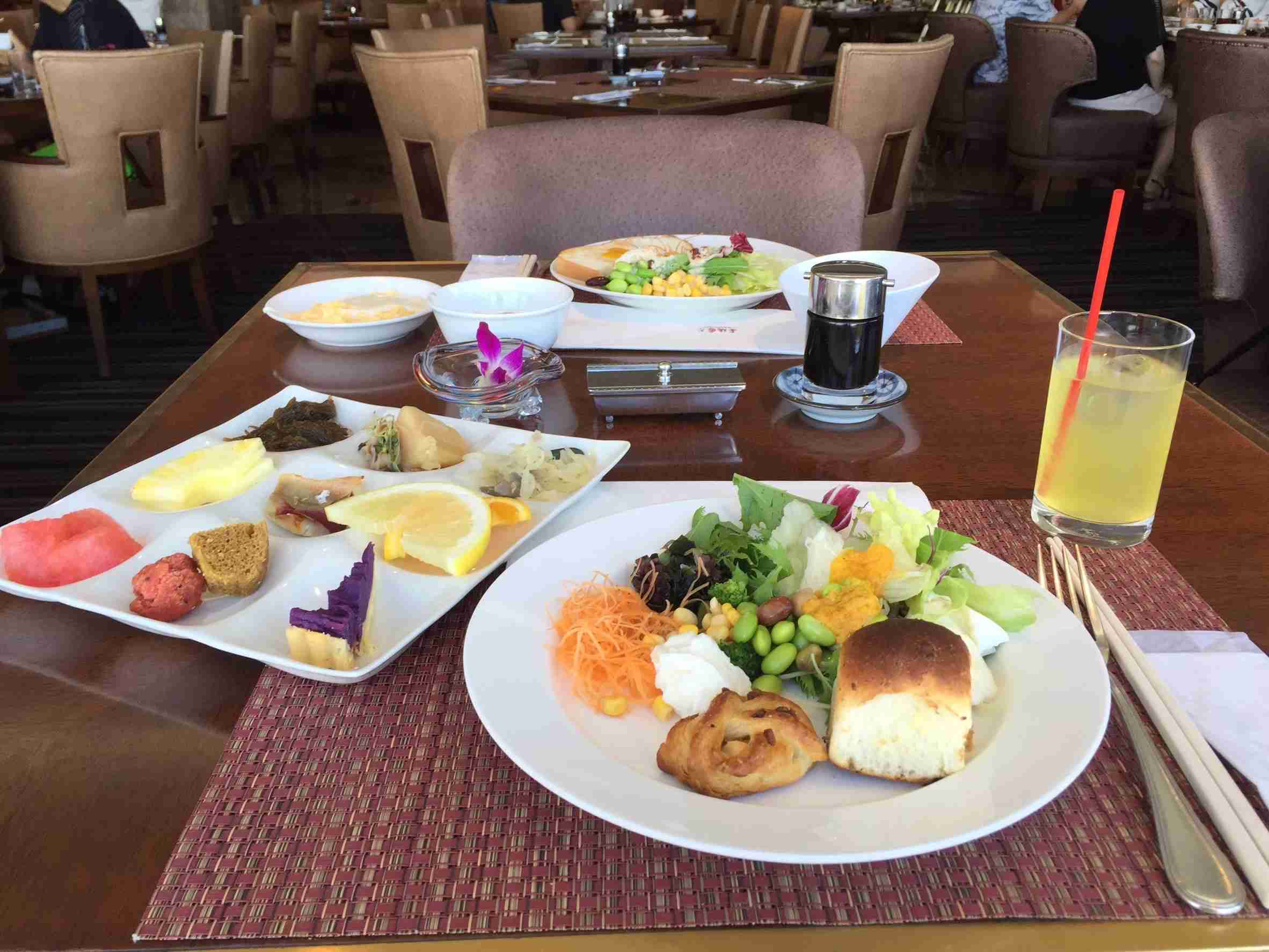 携帯に保存してある旅館・ホテルの料理画像見せて下さい！