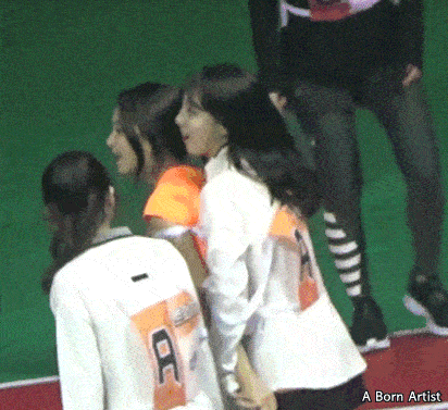 三人組でぼっちになる人！