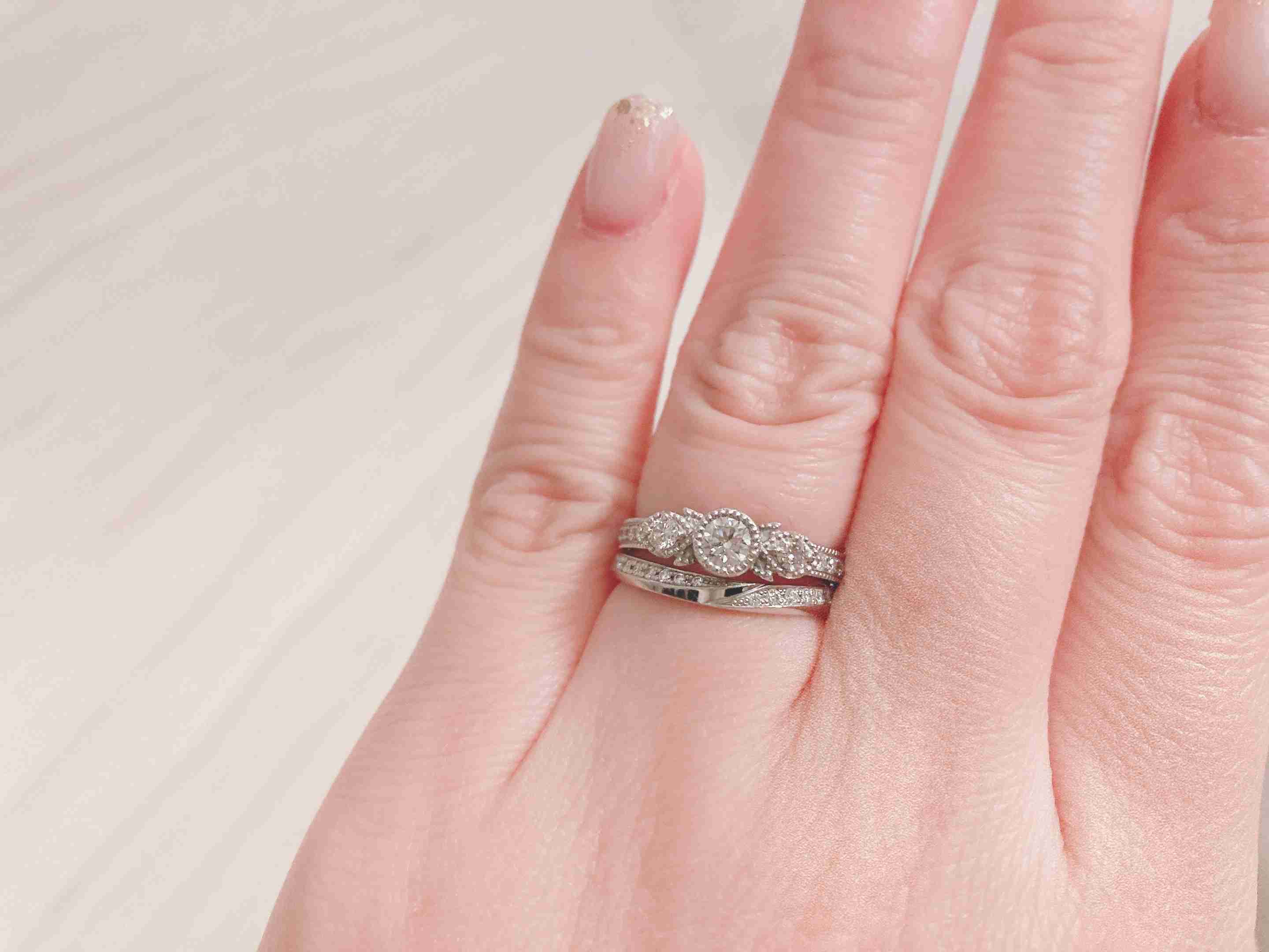 みんなの婚約指輪見せて！(結婚指輪も可)