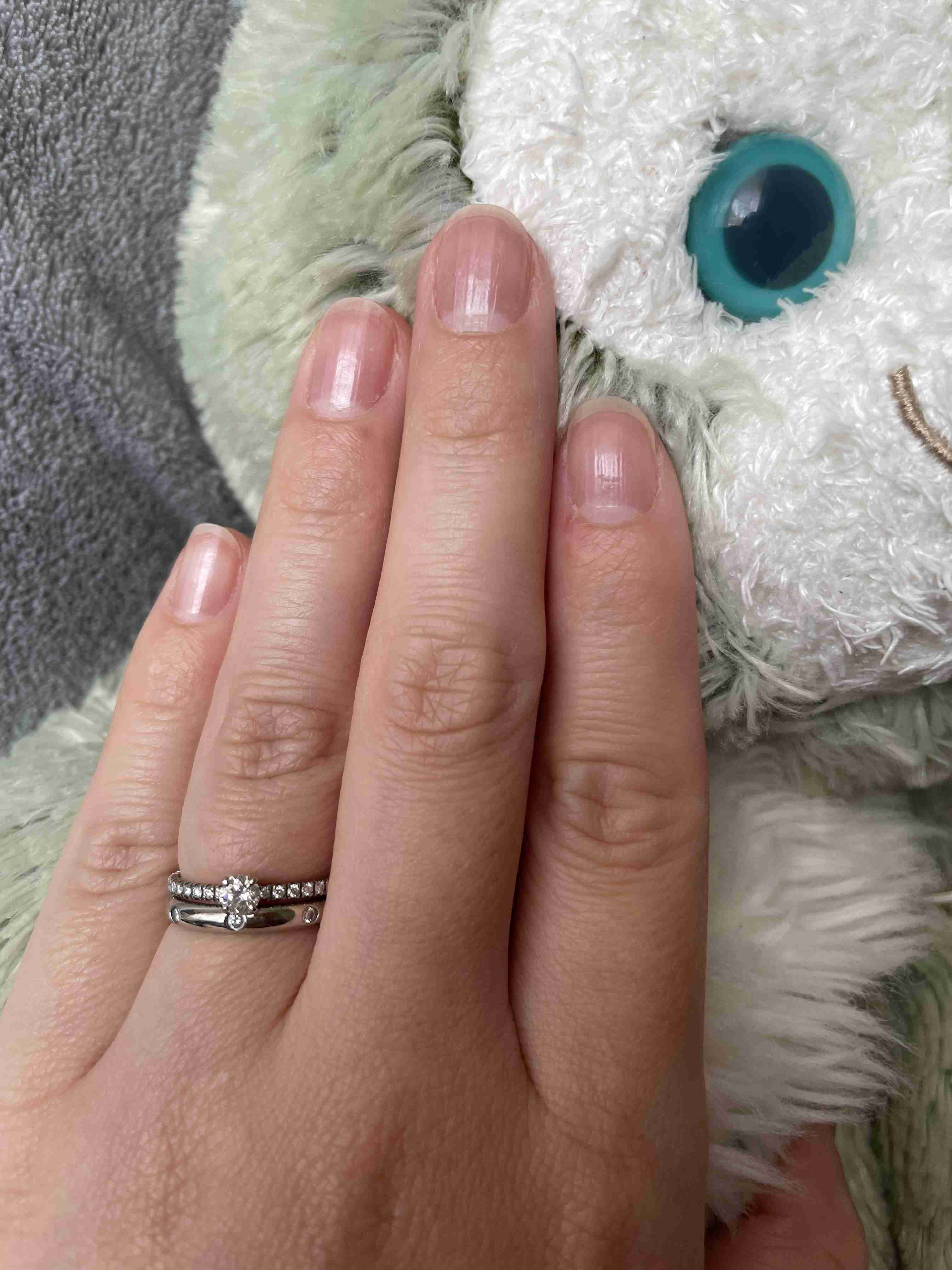 みんなの婚約指輪見せて！(結婚指輪も可)