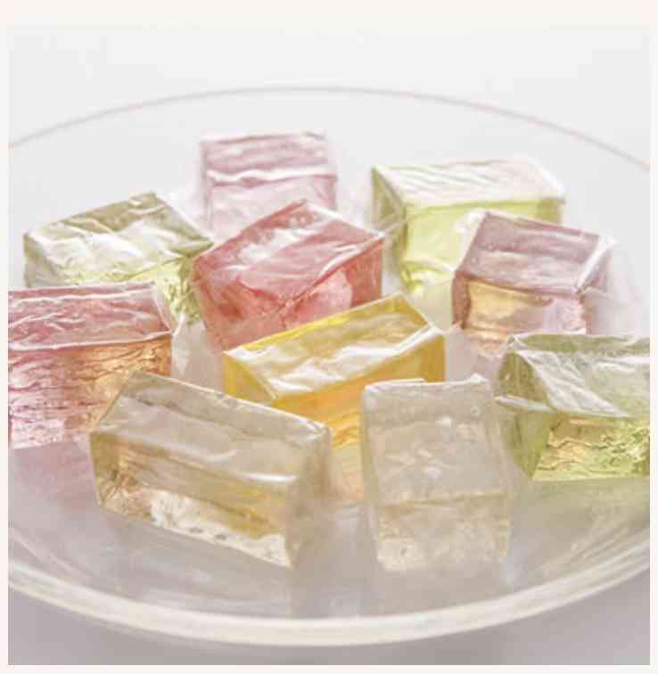 おばあちゃんの家にあったお菓子