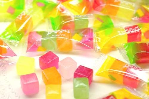 おばあちゃんの家にあったお菓子