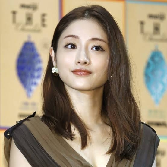 石原さとみ「我慢は当たり前じゃない」 生理痛巡り呼びかけ「優しい声がけや行動を」