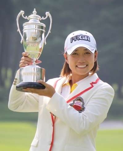 村上宗隆 女子ゴルフ原英莉花と真剣交際!個室で密会の鉄壁ガード