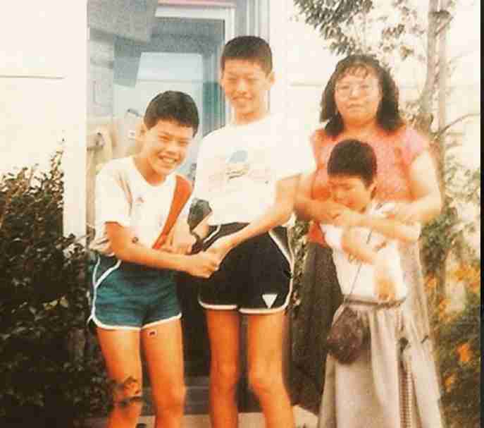 ジャンポケ斉藤慎二、幼稚園児の3歳長男が「めちゃくちゃ美男子」「国宝級の可愛さ」と騒然…妻が公開