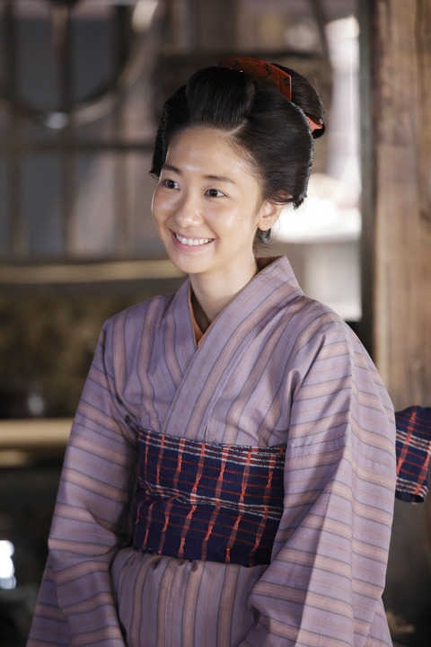 柏木由紀31歳　若いメンバーファンから残酷仕打ち　公演中に手でシッシッ「邪魔だからどいて」AKB在籍16年
