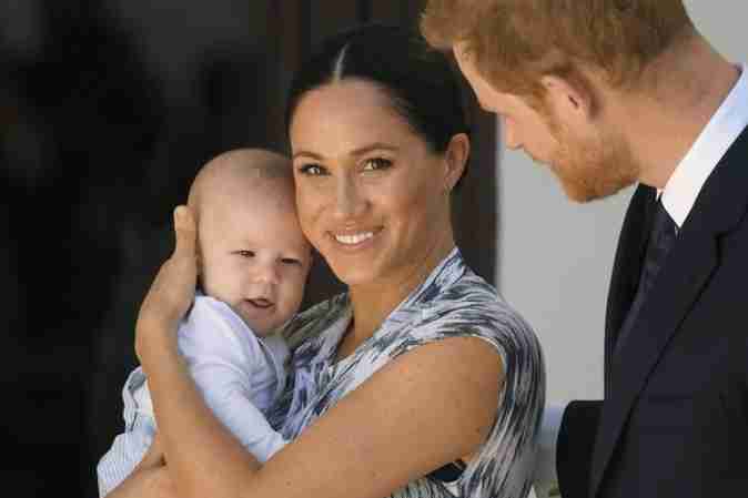 ヘンリー王子がチャールズ国王の戴冠式に出席へ　メーガン妃と子どもたちは欠席