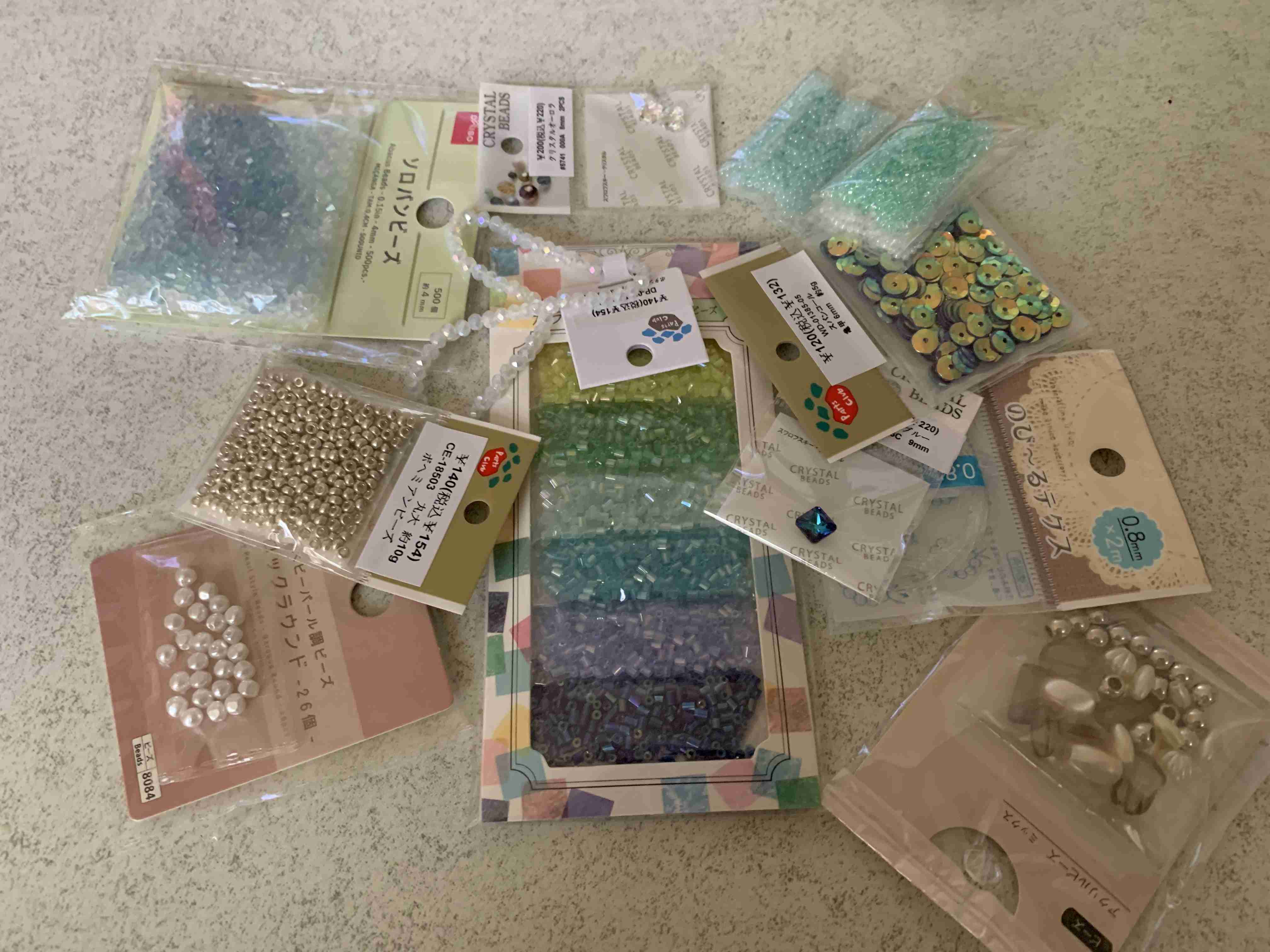 📖✏️🧸一番新しい買い物👜👗💄