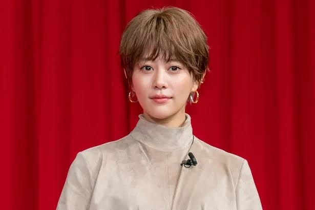 茶髪や金髪の方が似合うor黒髪の方が似合う有名人