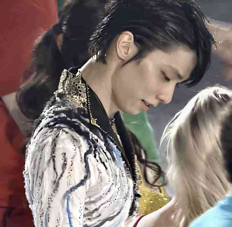 羽生結弦の1枚の写真が、アメリカの葛飾北斎展で飾られる。その理由がエモかった。