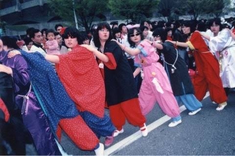 かわいい顔文字を使って話そう(⁎⁍̴̆Ɛ⁍̴̆⁎)
