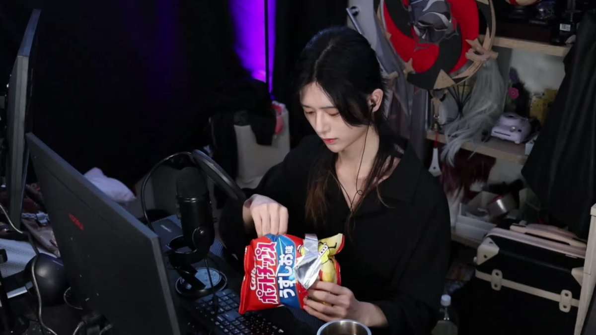 転落死の17歳女子高生との交際トラブルが発覚 YouTuberが謝罪綴るも「悲劇のヒーロー気取り」と炎上