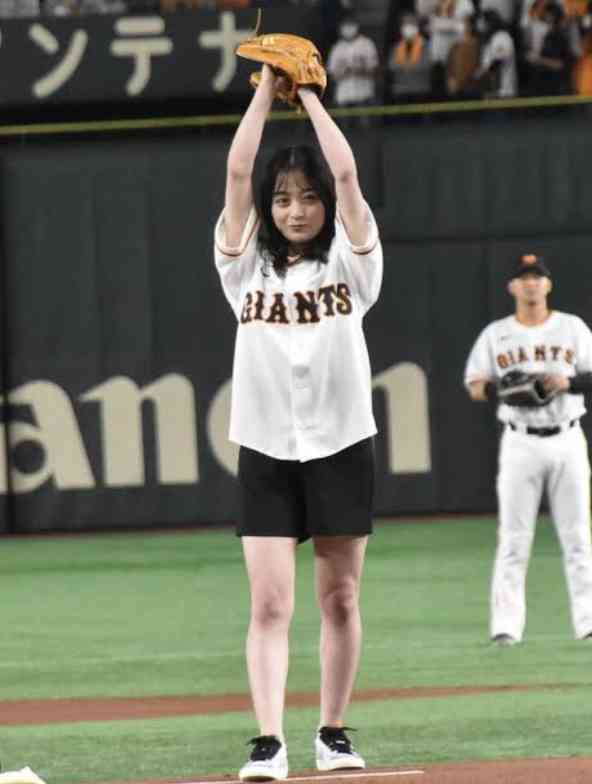 橋本環奈「王様に捧ぐ薬指」初回視聴率7・5%　綾華は東郷から「結婚しよう」と告げられ…