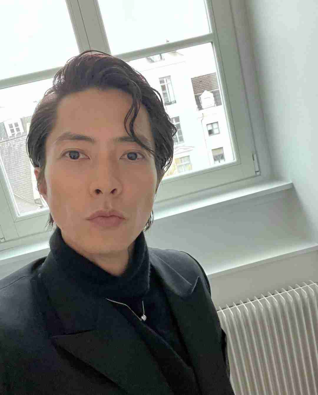 自分に似ている男性芸能人で挨拶