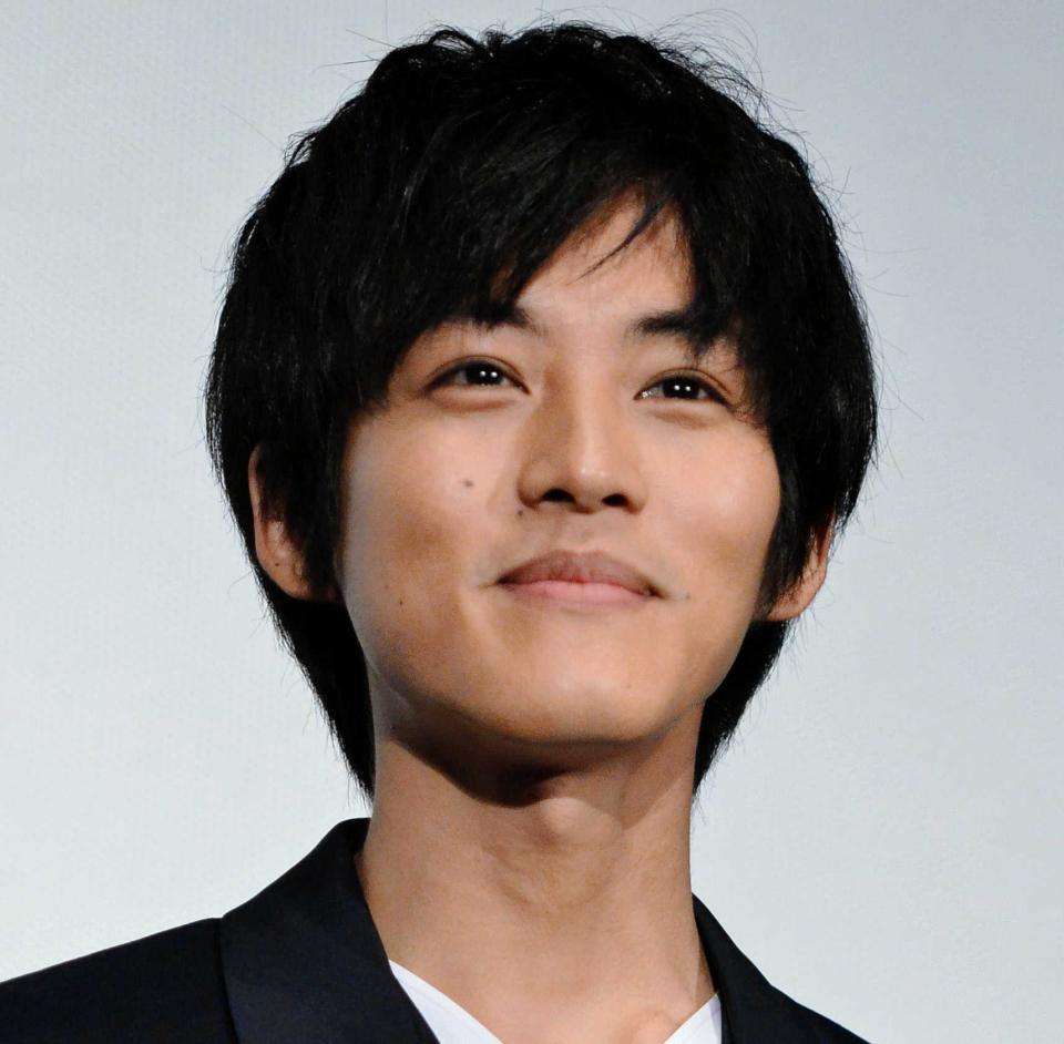 自分に似ている男性芸能人で挨拶