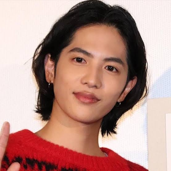 自分に似ている男性芸能人で挨拶