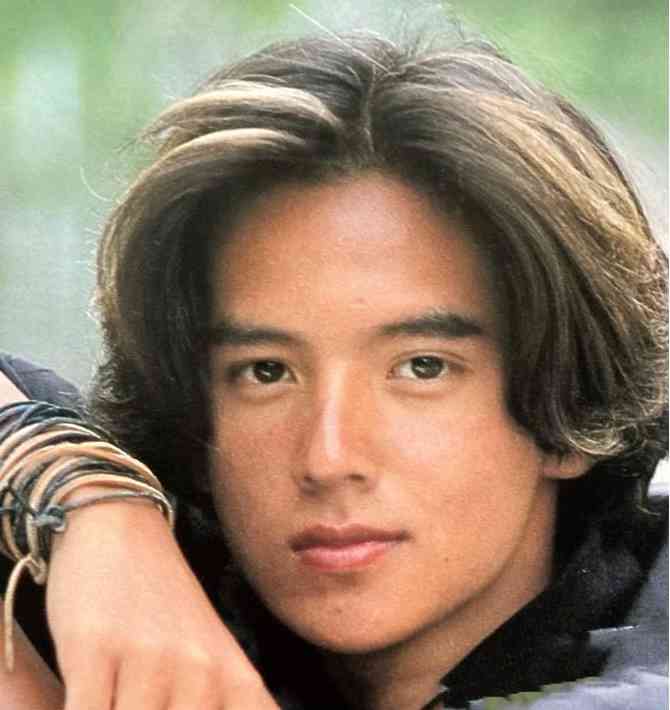 自分に似ている男性芸能人で挨拶