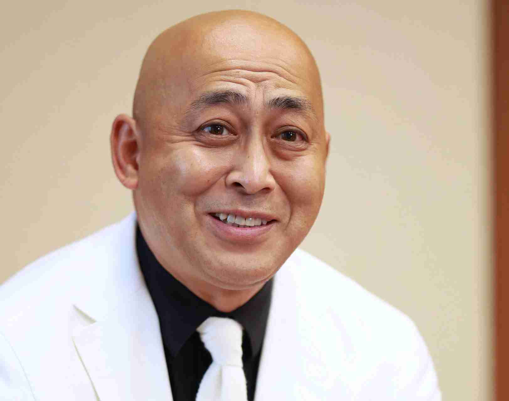 自分に似ている男性芸能人で挨拶