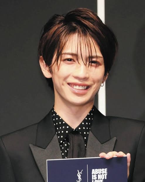 自分に似ている男性芸能人で挨拶