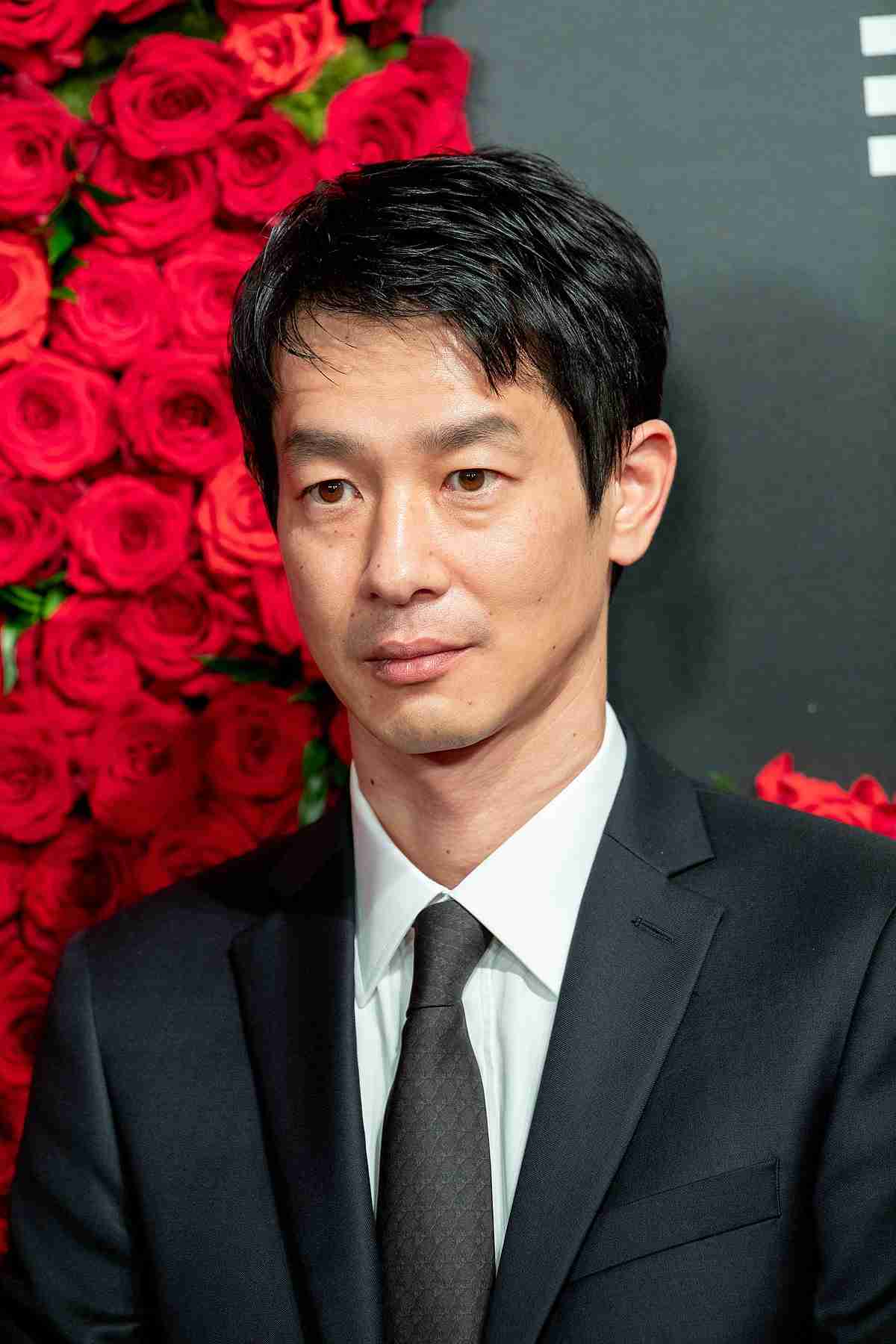 自分に似ている男性芸能人で挨拶