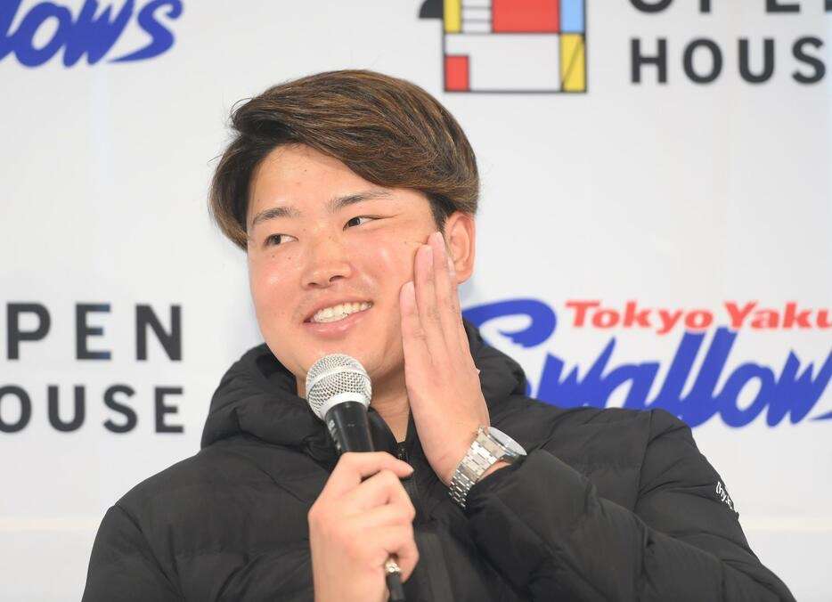 自分に似ている男性芸能人で挨拶