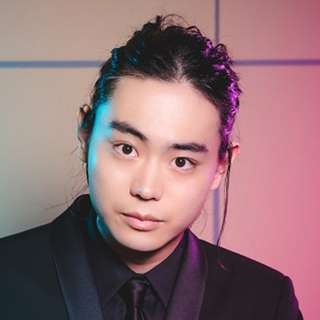 自分に似ている男性芸能人で挨拶