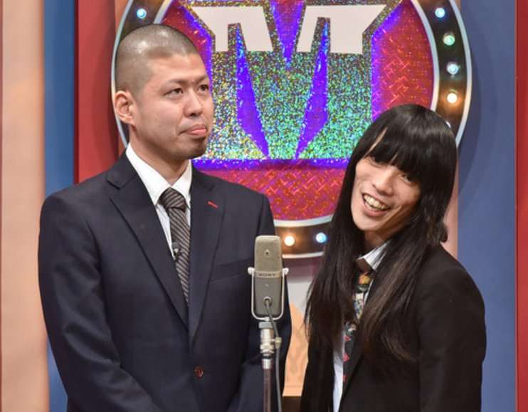 ランウェイの服の画像 街中で着て歩ける服 歩けない服を貼るトピ