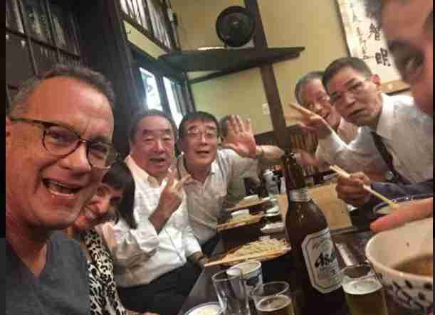 気まずい...米大物ミュージシャンのトラヴィス・スコット、東京の街中に降臨するも「誰にも気付かれず」苦笑い
