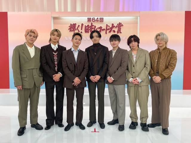 なんだこの衣装…となった芸能人の衣装