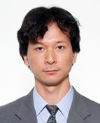 「見たいな。Aさんの胸」テレビ番組に引っ張りだこの安全保障専門家が人妻に送った「卑猥メール」