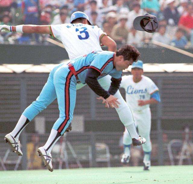 プロ野球「死球」サインは実在！元捕手が認める　元巨人投手の「ない」には一斉ブーイング　