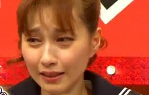 「足長っ」「めちゃ大人っぽ」木下優樹菜の超小顔10歳長女に驚き続々　フジモン娘
