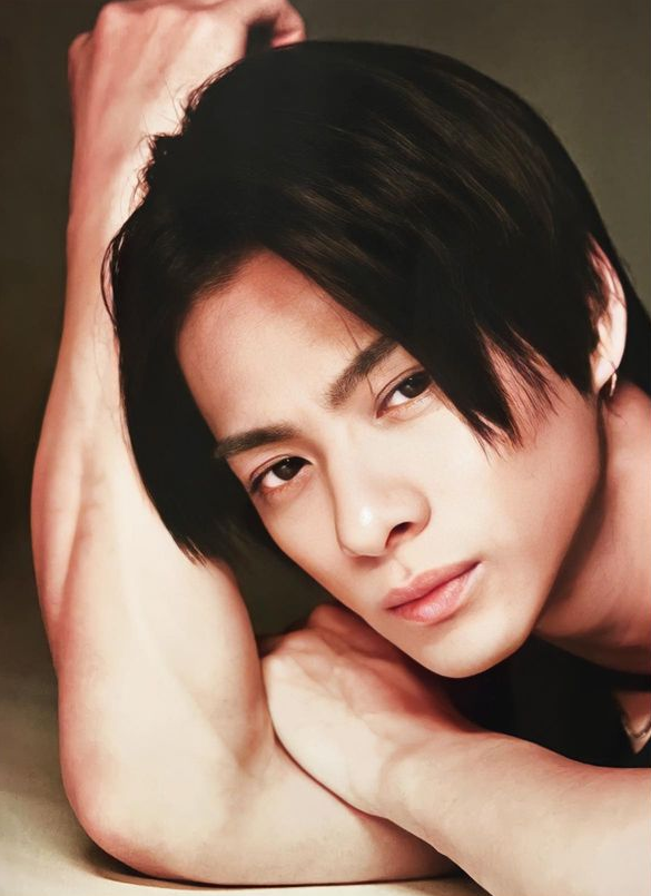 キンプリ平野紫耀は「本当に天然」スタッフも騒然、俳優シフトを加速させた“元カノトーク”