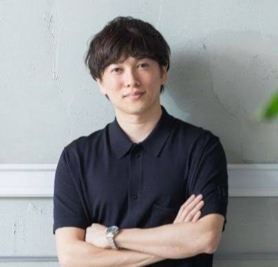 《今年2月にホリプロ退社》小島瑠璃子(29)が年下サウナ社長と“極秘結婚”! 夫は取材に「前回の結婚との重複期間については明確に否定」